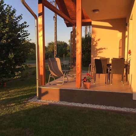 BalatonmáriafürdőKonrad Apartman别墅 外观 照片