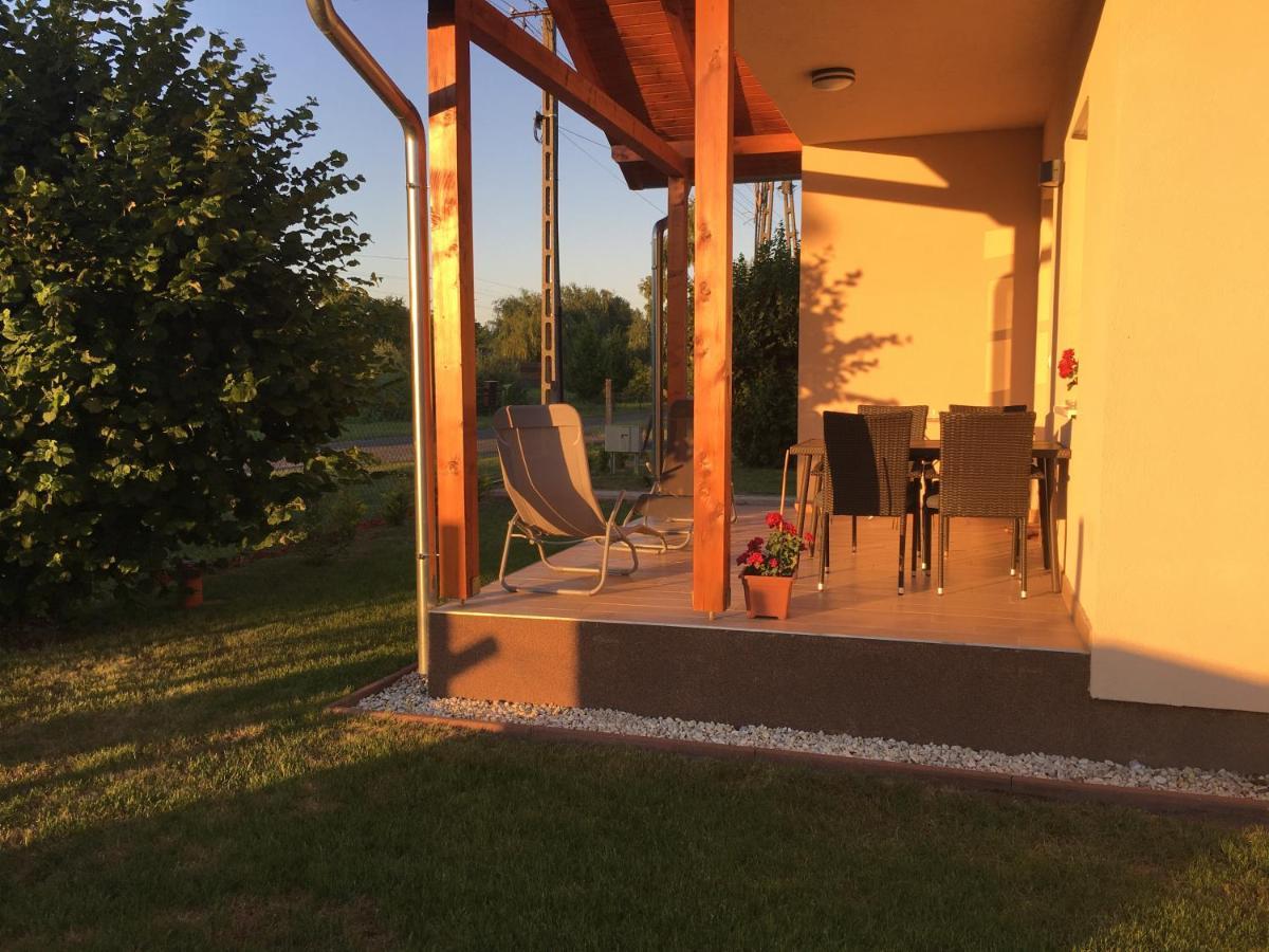 BalatonmáriafürdőKonrad Apartman别墅 外观 照片