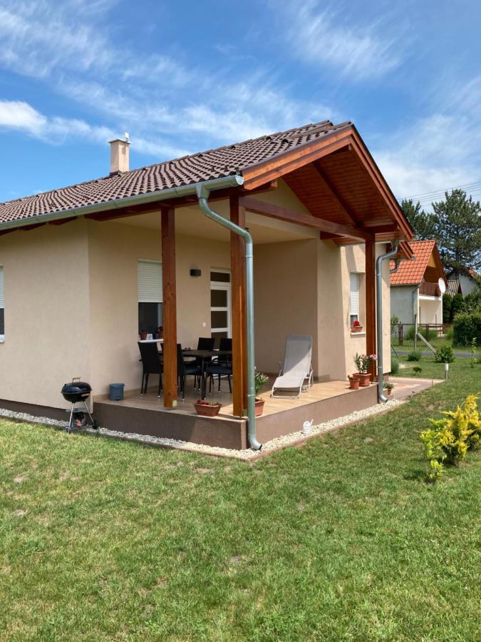 BalatonmáriafürdőKonrad Apartman别墅 外观 照片
