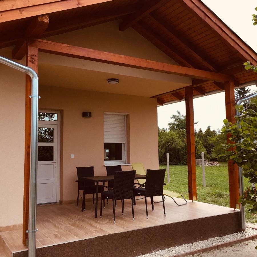 BalatonmáriafürdőKonrad Apartman别墅 外观 照片