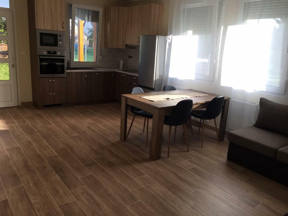 BalatonmáriafürdőKonrad Apartman别墅 外观 照片